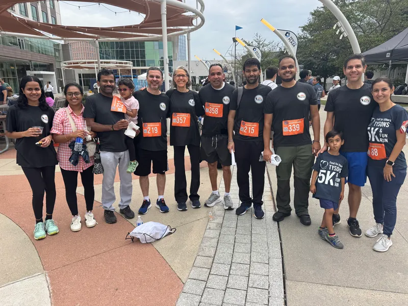 EAi team at the Tysons 5K